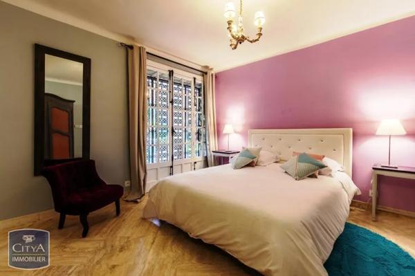 Maison à louer 5 pièces 198.67m²