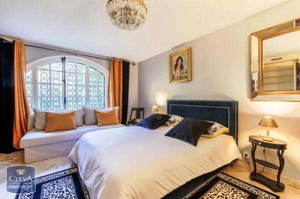 Maison à louer 5 pièces 198.67m²