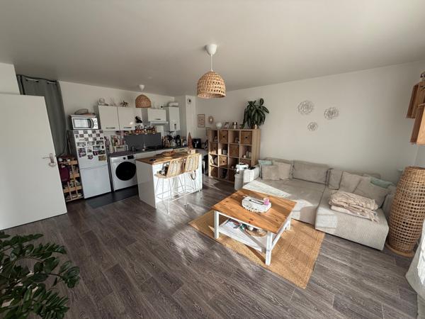 Crécy-la-Chapelle (77580) SUPERBE F2 AVEC BALCON AU CENTRE DE CRECY LA CHAPELLE