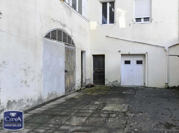 Immeuble à vendre 200m² Saint-Marcellin (38160)
