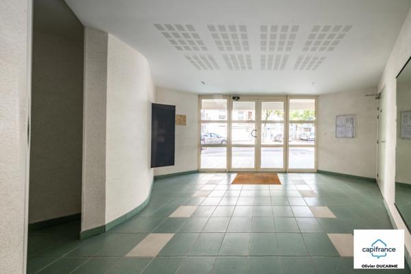 Appartement à vendre 3 pièces DIJON (21) secteur Voltaire Wilson avec balcon, parking et cave