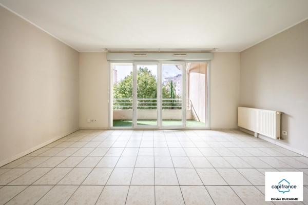 Appartement à vendre 3 pièces DIJON (21) secteur Voltaire Wilson avec balcon, parking et cave