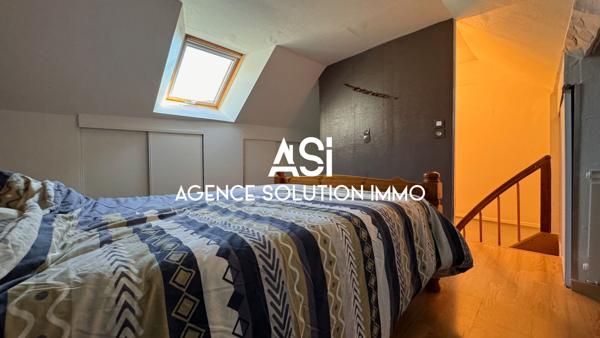 Maison 2 pièce(s) 37.59 m2 Carrez - 49 m2 au sol - Garage et cour - calme clair