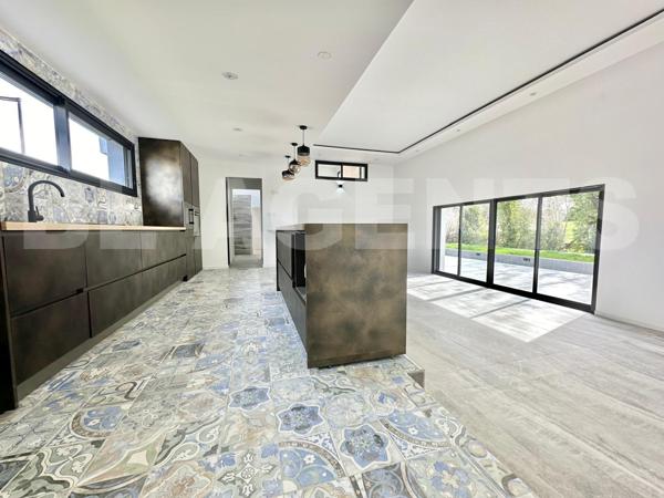 maison/villa 5 pièce(s) 150 m2