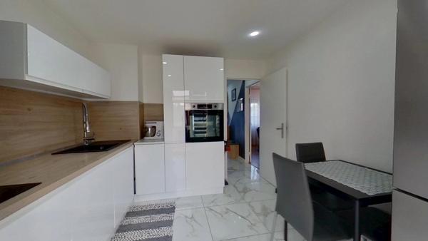 Maison 89 m² – 3 chambres – Véranda, jardin, 2 parkings et excellente performance énergétique