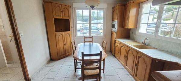 Centre Ville, commerces à pieds, 4 chambres, Terrain 600 m²