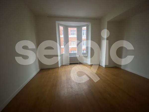 Location 3 Pieces 68 59800 Lille 19 0317 01 0004