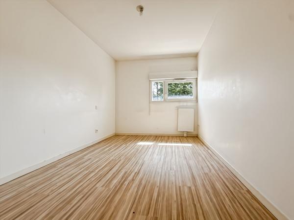 Appartement Mérignac T3 66 m2, terasse 8m2, hyper-centre, parking