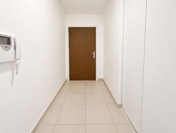 Appartement Mérignac T3 66 m2, terasse 8m2, hyper-centre, parking