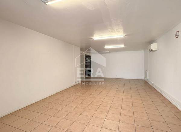 LANÇON PROVENCE - A VENDRE Local commercial de 85 m2