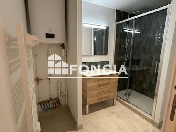 Location Appartement 2 pièces 40 m² - 5 RUE DE LA FERTE La Rochelle 17000