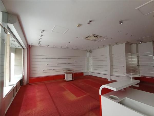 Immeuble à vendre |  Jonzac |  350 m²