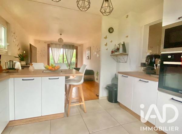 Maison à vendre 5 pièces 182 m² Bourgoin-Jallieu