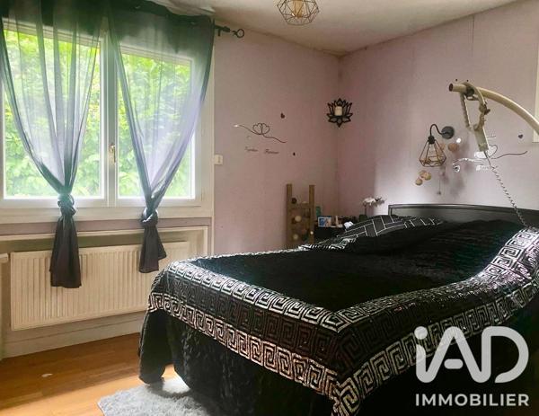 Maison à vendre 5 pièces 182 m² Bourgoin-Jallieu