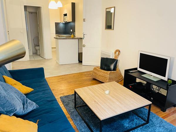 Appartement Bordeaux  centre ville historique T2 Bis  40.14 m²