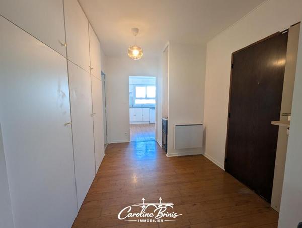 Appartement traversant et lumineux - Bordeaux St Croix- gare St Jean- Ascenseur - T3 de 72m²