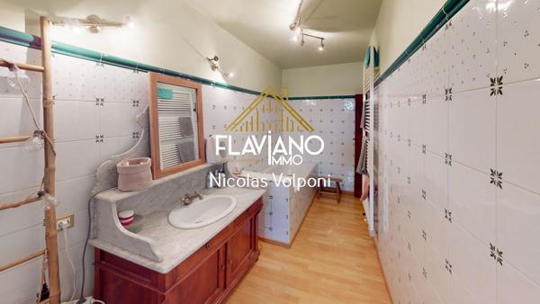 Jausiers (04850) Maison 205 m2