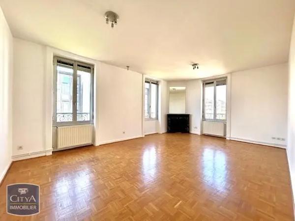 Appartement à louer 2 pièces 72.08m² Lyon 3e Arrondissement (69003)