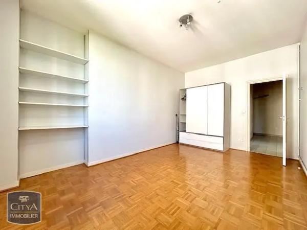 Appartement à louer 2 pièces 72.08m² Lyon 3e Arrondissement (69003)
