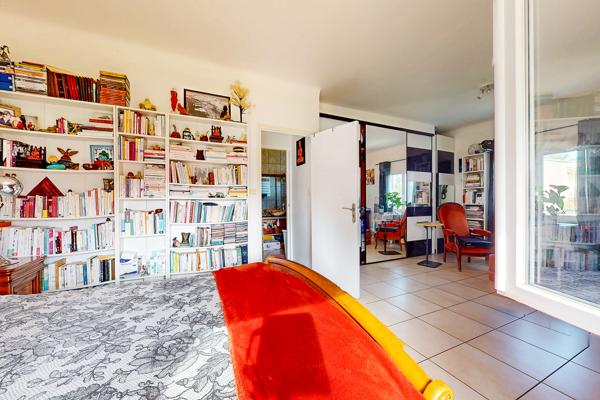 Viager occupé – Haut de villa 91 m², jardin et piscine