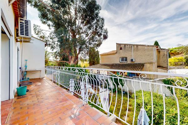 Viager occupé – Haut de villa 91 m², jardin et piscine