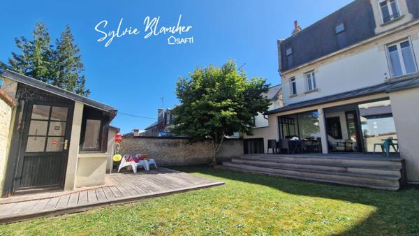 MAISON FAMILIALE DE 165 M2 - 5 CHAMBRES - TERRAIN 270 M2
