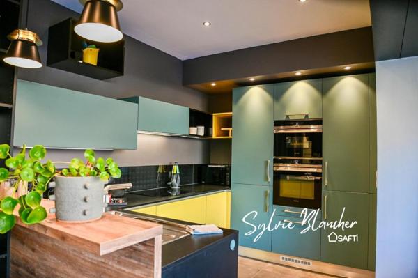 MAISON FAMILIALE DE 165 M2 - 5 CHAMBRES - TERRAIN 270 M2