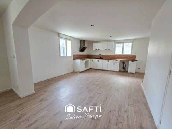 Maison 5 pièces - 3 ch- hangar -aire de stationnement