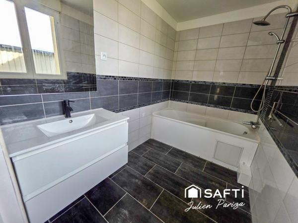 Maison 5 pièces - 3 ch- hangar -aire de stationnement