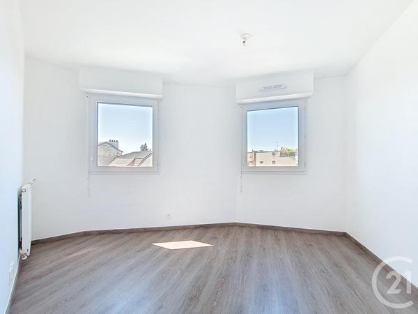 Appartement F3 à vendre  3 pièces - 67,69 m2 ASNIERES SUR SEINE - 92