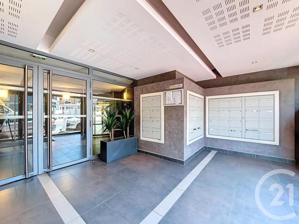 Appartement F3 à vendre  3 pièces - 67,69 m2 ASNIERES SUR SEINE - 92