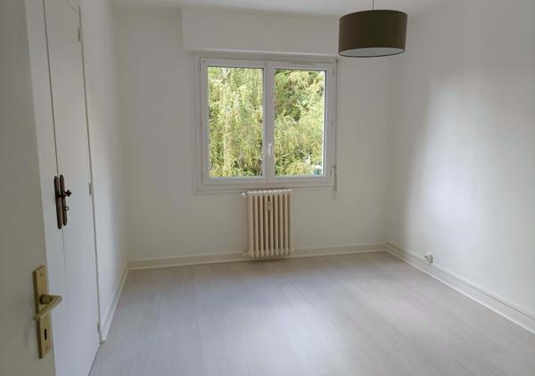 APPARTEMENT T3 AVEC BALCON - 61016
