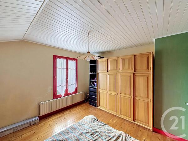 Maison à vendre  8 pièces - 148 m 2   GUICHEN  - 35