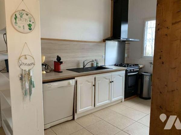 A VENDRE : Complexe d'hébergement touristique : dans un magnifique cadre de verdure, bel ensemb...