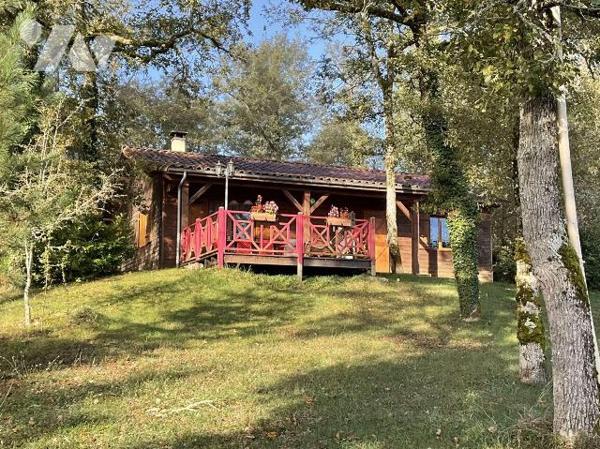 A VENDRE : Complexe d'hébergement touristique : dans un magnifique cadre de verdure, bel ensemb...