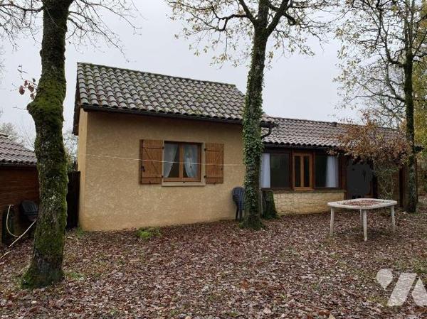 A VENDRE : Complexe d'hébergement touristique : dans un magnifique cadre de verdure, bel ensemb...