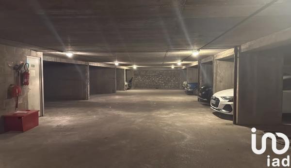 Parking à vendre 15 m² Paris 14