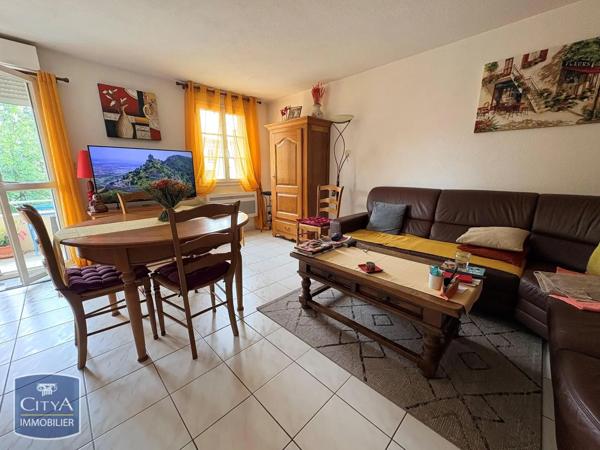 Appartement à louer 3 pièces 61.62m² Cognac (16100)