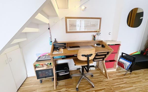 Appartement à vendre    3 pièces • 57 m2 Montrouge