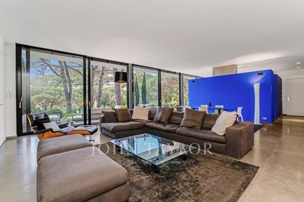 Propriété avec 2 villas proche de la mer