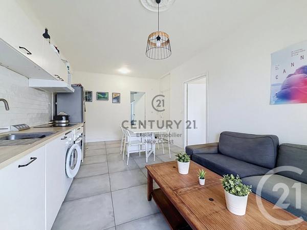 Appartement F3 à vendre  4 pièces - 69,73 m 2   NICE  - 06