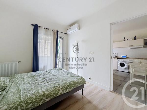 Appartement F3 à vendre  4 pièces - 69,73 m 2   NICE  - 06