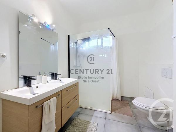 Appartement F3 à vendre  4 pièces - 69,73 m 2   NICE  - 06