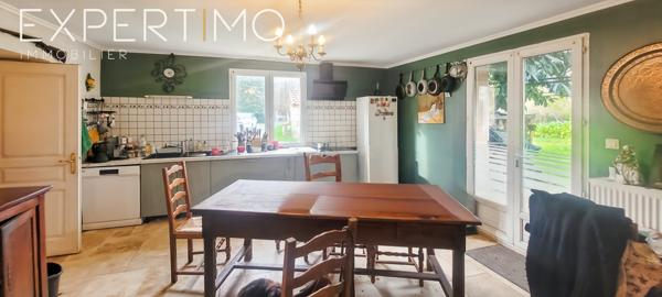 Dignac (16410) Viager Occupé Homme de 79 ans bouquet 57000 € rente 702 € maison 170 m²