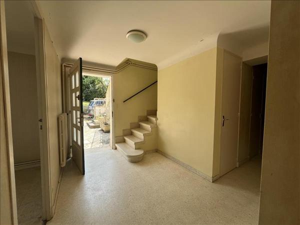 Maison à vendre |  Villefranche-de-Rouergue |  10 pièces | 194 m²