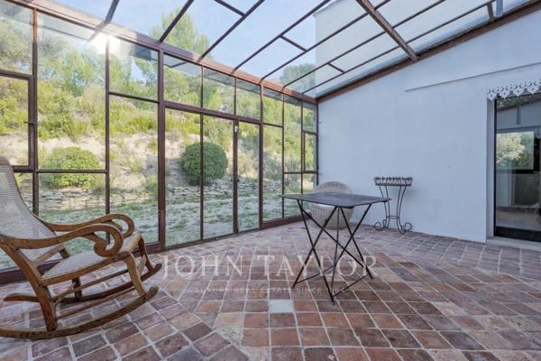 Rare villa de style hacienda à vendre – Cassis