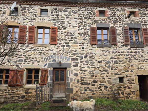 Vente                                                      Maison
                        
                     5 pièces                      92 m2                     à Rentières