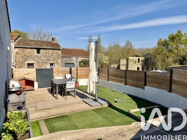 Maison à vendre 7 pièces 142 m² Montaigu-Vendée