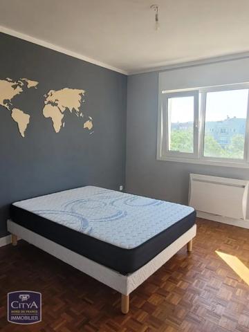 Appartement à louer 3 pièces 65.43m² Maubeuge (59600)