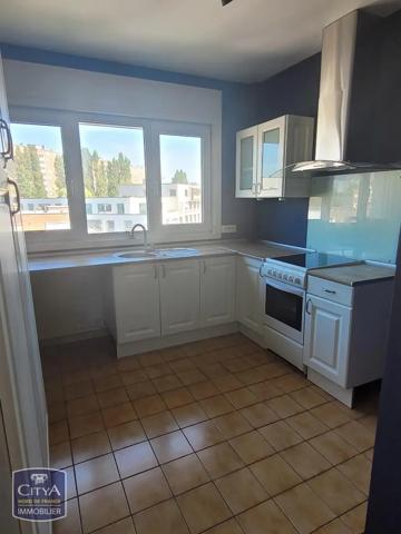 Appartement à louer 3 pièces 65.43m² Maubeuge (59600)